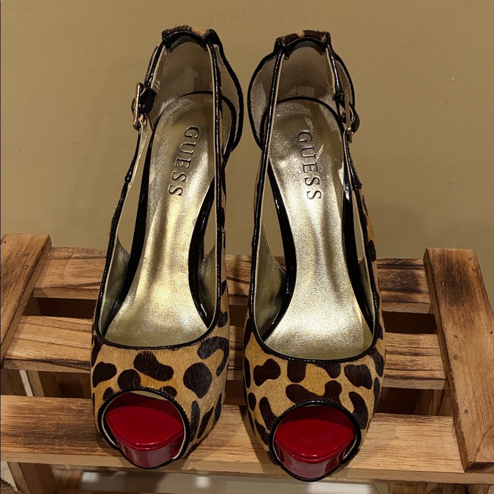 Guess Leopard Print Peep Toe Heels - Red and Tan - Picture 2 of 9